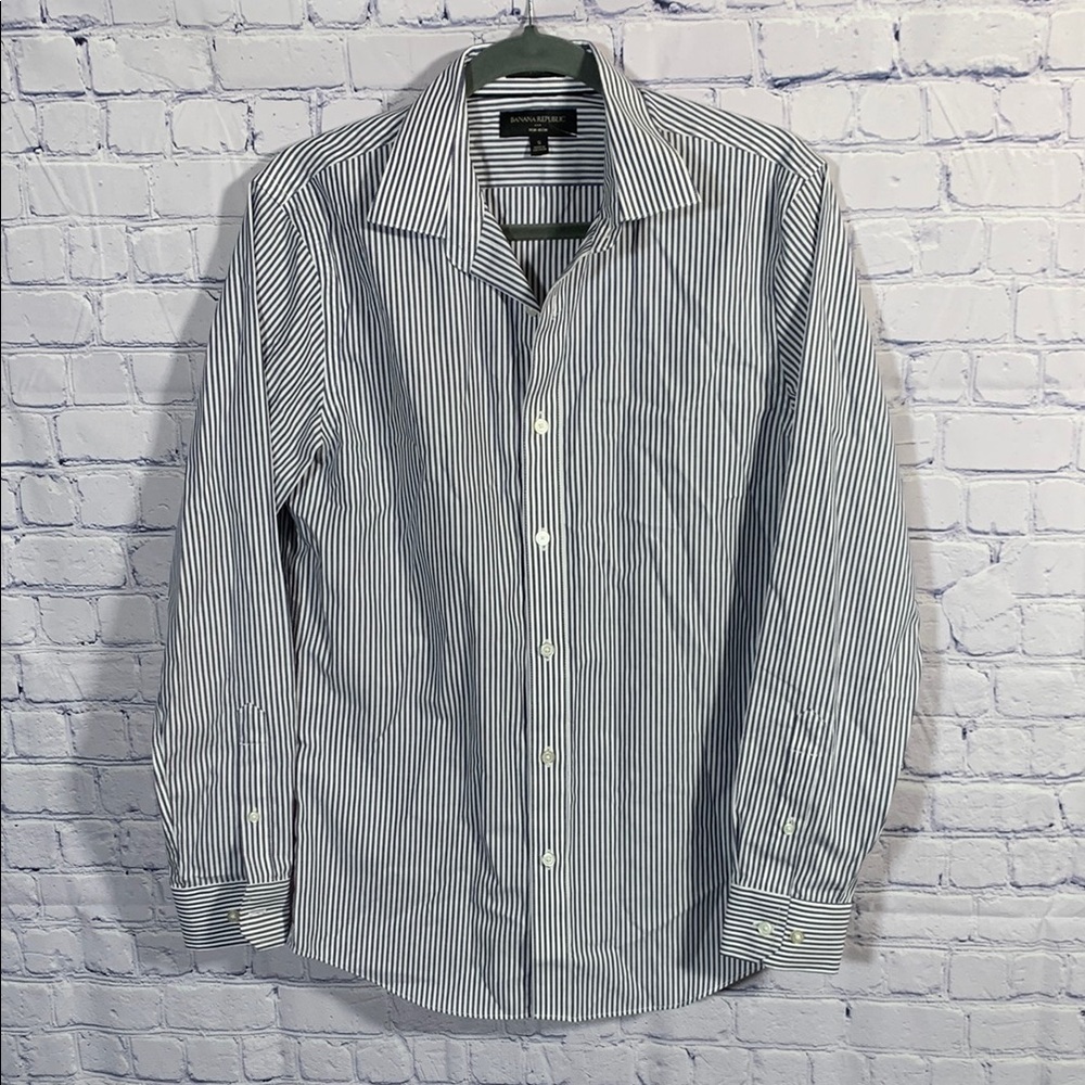 Banana Republic Mens Non-Iron Standard Fit Striped Dress Shirt Gray Blue White S